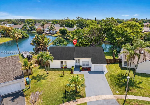 Homes for sale in Miramar, FL | 2710 Azalea Ave, Miramar, FL 33025 | MLS# A11995887