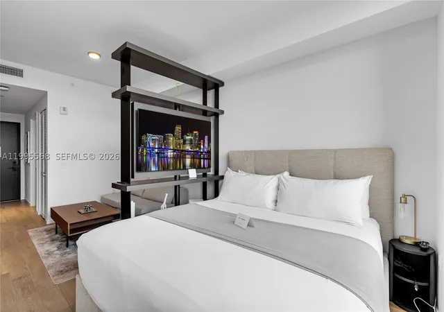 Photo 3 of Condo for sale at 398 Ne 5Th St #4712, Miami, FL 33132 | MLS# A11995568 | Listing updated on 2026-10-07
