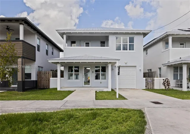 2nd image of 17970 Sw 105th Ave, Miami, FL 33157 | MLS# A11995349