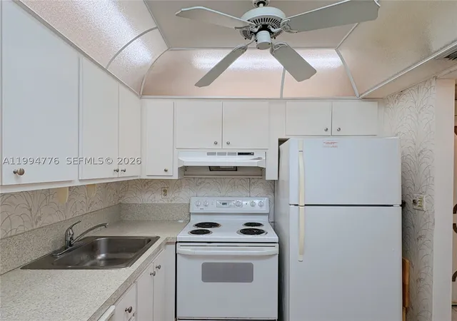 Photo 4 of Condo for sale at 210 172Nd St #333, Sunny Isles Beach, FL 33160 | MLS# A11994776 | Listing updated on 2026-09-30