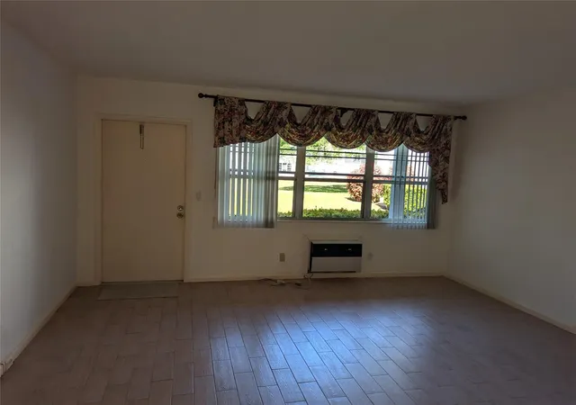 Homes for sale in Deerfield Beach, FL | 190 Oakridge M, Deerfield Beach, FL 33442 | MLS# B26012287