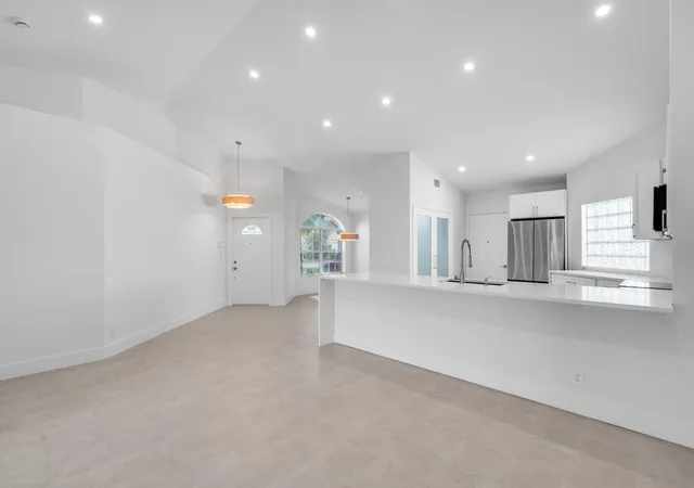 5th image of 6171 Floral Lakes Dr, Delray Beach, FL 33484 | MLS# B26012461