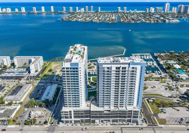 2nd image of 220 Lake Shore Dr #1121, Lake Park, FL 33403 | MLS# B26012475