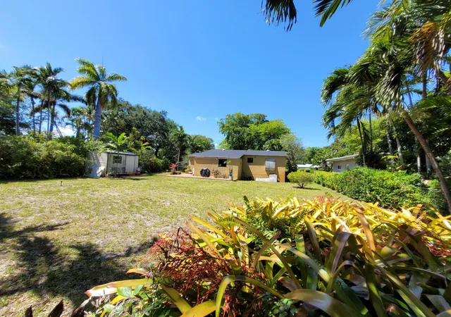 3rd image of 1060 Ne 122Nd St, North Miami, FL 33161 | MLS# B26012529