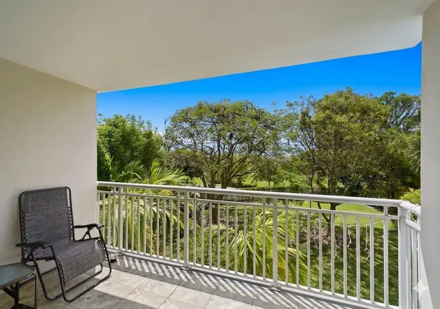 Homes for sale in Hollywood, FL | 3800 Hillcrest Dr #310, Hollywood, FL 33021 | MLS# B26012537