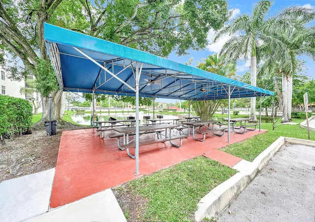 Homes for sale in Tamarac, FL | 6190 Woodlands Blvd, Tamarac, FL 33319