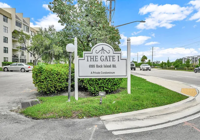 Homes for sale in Tamarac, FL | 6190 Woodlands Blvd, Tamarac, FL 33319