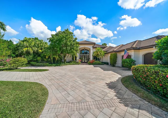 3rd image of 8010 Fairway Ln, West Palm Beach, FL 33412 | MLS# B26012655
