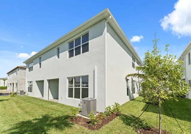 17th image of 1439 Nw Corteal Wy, Jensen Beach, FL 34957 | MLS# B26012688