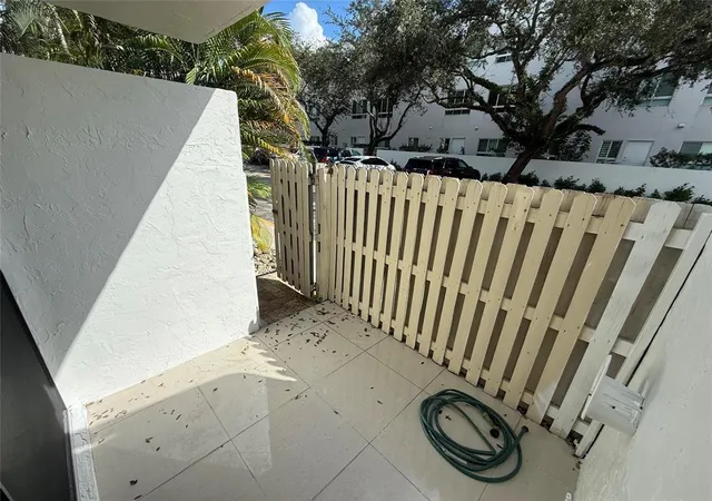 3rd image of 19428 Ne 26Th Ave #103b, Miami, FL 33180 | MLS# B26012766