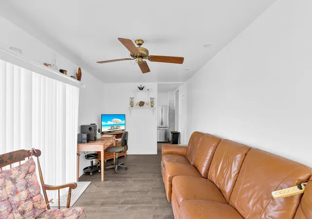 5th image of 4 Shore Dr, Key West, FL 33040 | MLS# B26012772