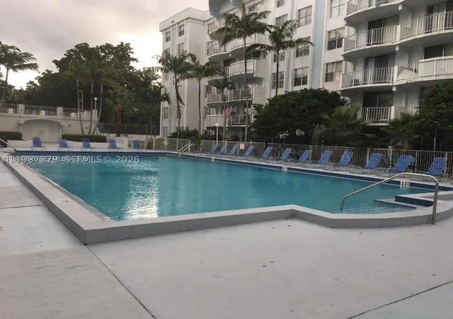 11th image of 488 Nw 165th St Rd #B-408, Miami, FL 33169 | MLS# A11997379