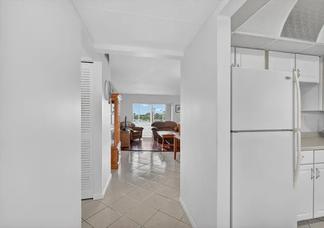 4th image of 7787 Golf Circle Dr #310-k, Margate, FL 33063 | MLS# B26012980