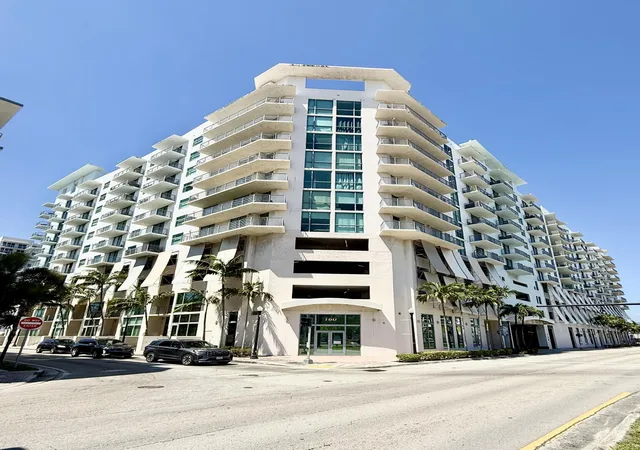 1st image of 140 S Dixie Hwy #905, Hollywood, FL 33020 | MLS# B26013028