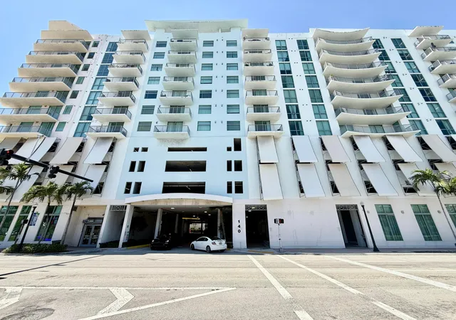 2nd image of 140 S Dixie Hwy #905, Hollywood, FL 33020 | MLS# B26013028