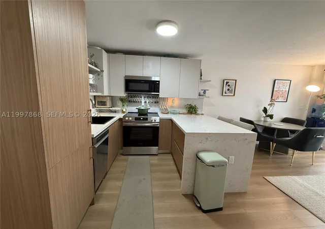 Homes for sale in Miami Beach, FL | 1666 W Ave, Miami Beach, FL 33139