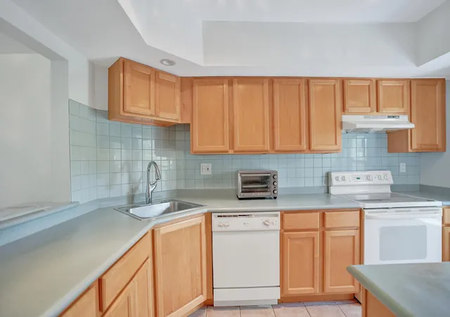 Homes for sale in Fort Lauderdale, FL | 900 Sw 12Th St #100, Fort Lauderdale, FL 33315 | MLS# B26013159
