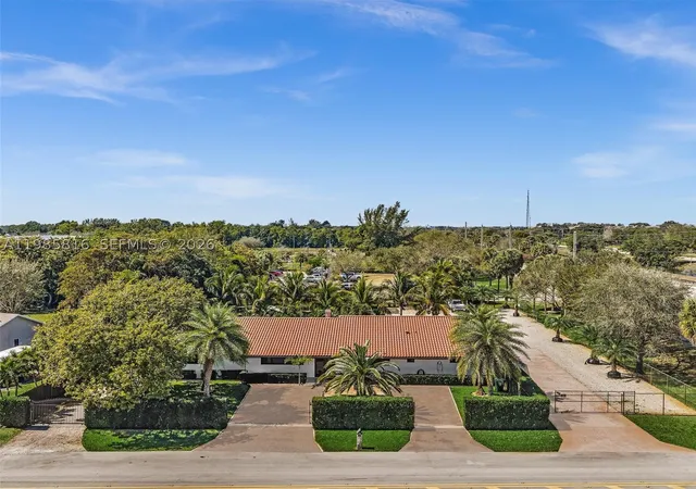 Photo 1 of Single family home for sale at 4501 Sw 133rd Ave, Southwest Ranches, FL 33330 | MLS# A11985816 | Listing updated on 2026-10-07