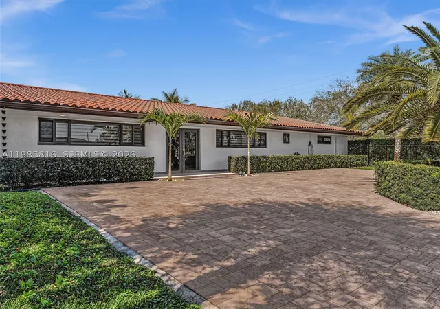 Photo 2 of Single family home for sale at 4501 Sw 133rd Ave, Southwest Ranches, FL 33330 | MLS# A11985816 | Listing updated on 2026-10-07