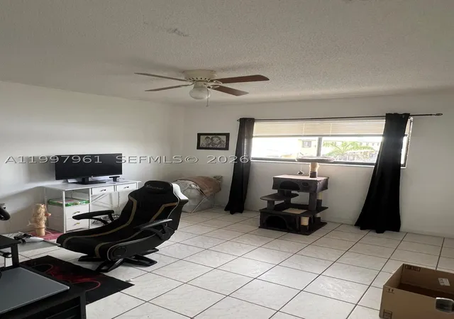 Homes for sale in Hialeah, FL | 1298 W 51St Pl #D-29, Hialeah, FL 33012 | MLS# A11997961