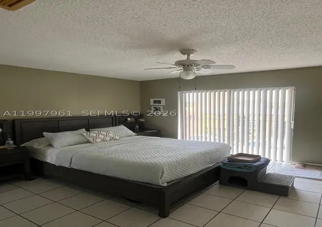 Homes for sale in Hialeah, FL | 1298 51st Pl, Hialeah, FL 33012 | Houzeo
