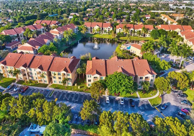 2nd image of 310 Villa Cir #310, Boynton Beach, FL 33435 | MLS# B26013238