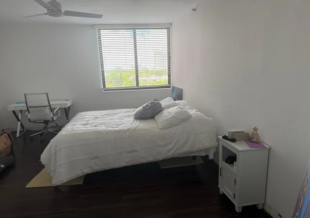 20th image of 1581 Brickell Ave #406, Miami, FL 33129 | MLS# B26013337