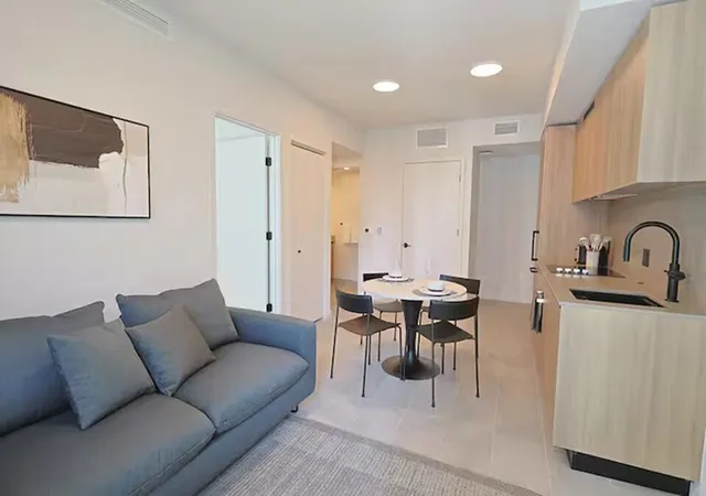 3rd image of 121 Ne 5Th St #1506, Miami, FL 33132 | MLS# B26013348