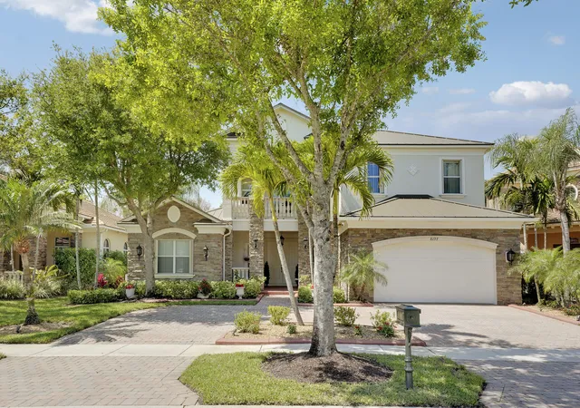 2nd image of 8197 Butler Greenwood Dr, Royal Palm Beach, FL 33411 | MLS# B26013410