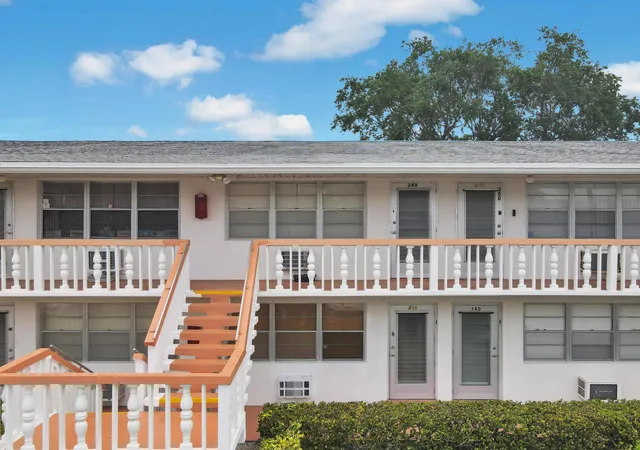 Homes for sale in West Palm Beach, FL | 349 Camden O, West Palm Beach, FL 33417 | MLS# B26013447