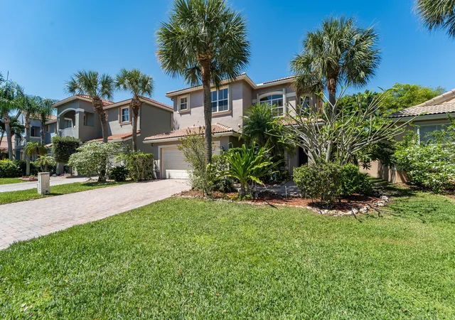 Homes for sale in Lake Worth, FL | 6593 Lurais Dr, Lake Worth, FL 33463 | MLS# B26013468