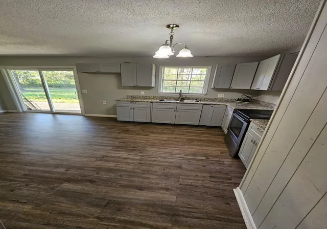 5th image of 503 Martin Luther King Junior Ave, Bonifay, FL 32425 | MLS# B26013555