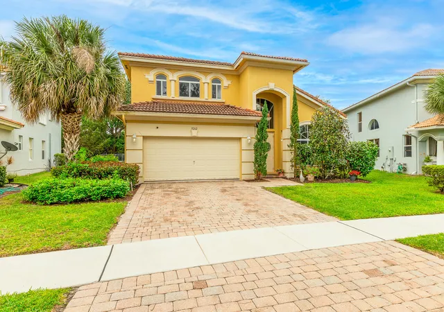 Homes for sale in Lake Worth, FL | 9262 Silver Glen Wy, Lake Worth, FL 33467 | MLS# B26013597