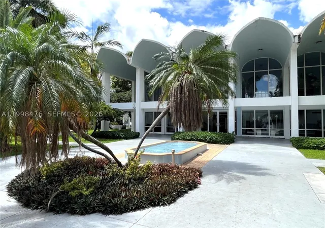 4th image of 494 Nw 165Th St Rd #C-601, Miami, FL 33169 | MLS# A11998476