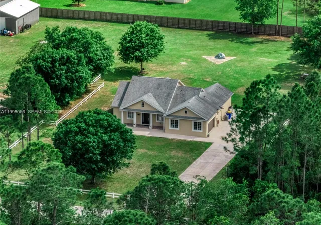 5th image of 2009 Flower, Sebring, FL 33875 | MLS# A11998056