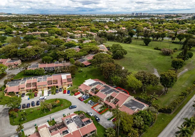 4th image of 3325 Torremolinos Ave #C-44, Doral, FL 33178 | MLS# A11998550