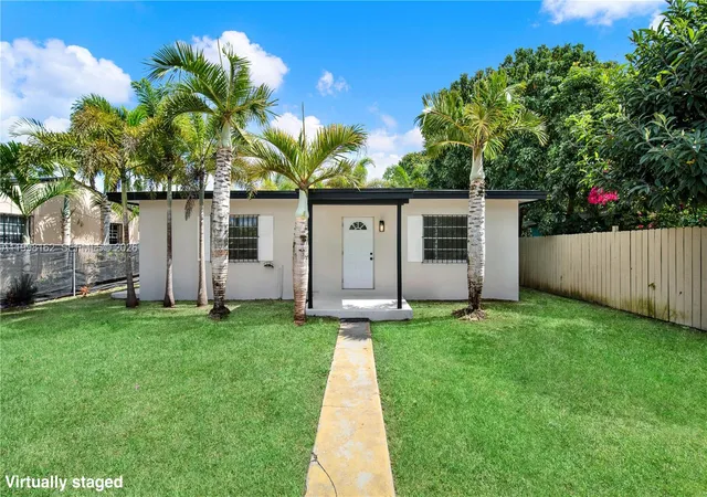2nd image of 105 Nw 7th Ave, Homestead, FL 33030 | MLS# A11998162