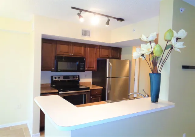 Homes for sale in Vero Beach, FL | 1650 N 42Nd Cir, Vero Beach, FL 32967