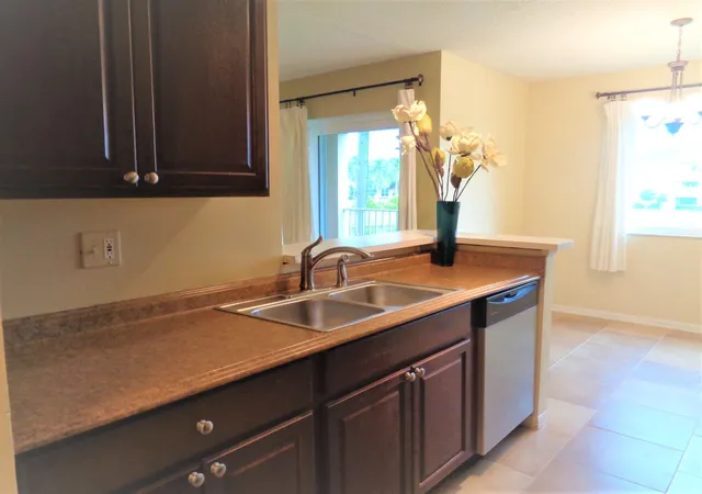 Homes for sale in Vero Beach, FL | 1650 N 42Nd Cir, Vero Beach, FL 32967
