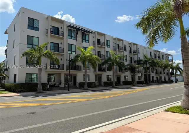 Homes for sale in Doral, FL | 8167 Nw 41st St #E-409, Doral, FL 33166 | MLS# A11999057