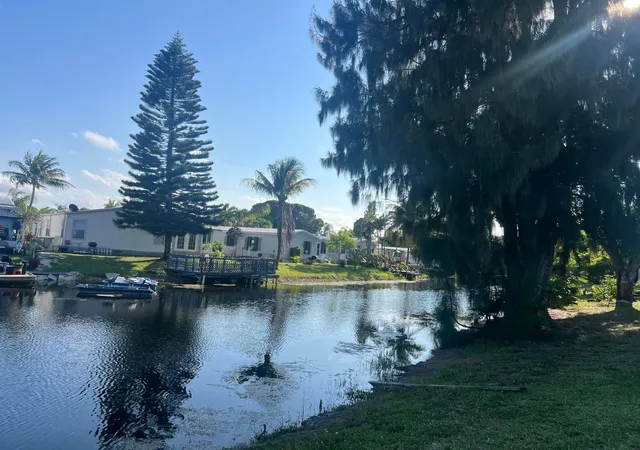 35th image of 3306 Nw 67th St, Coconut Creek, FL 33073 | MLS# B26014116