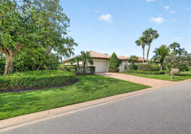 Homes for sale in Stuart, FL | 5422 Se Meredith Ter, Stuart, FL 34997 | MLS# B26014185