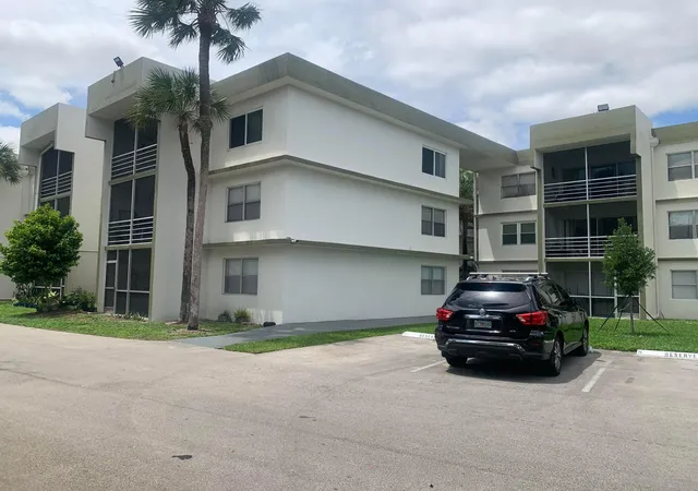Homes for sale in Sunrise, FL | 4255 N University Dr #106, Sunrise, FL 33351 | MLS# B26014269