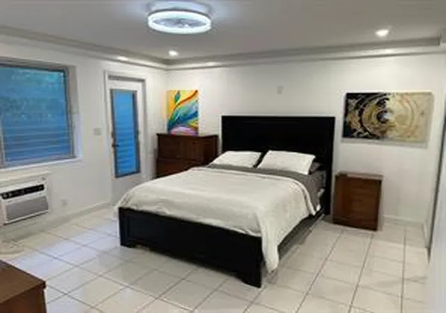 Homes for sale in Miami Beach, FL | 1004 Pennsylvania Ave #3, Miami Beach, FL 33139 | MLS# B26014383
