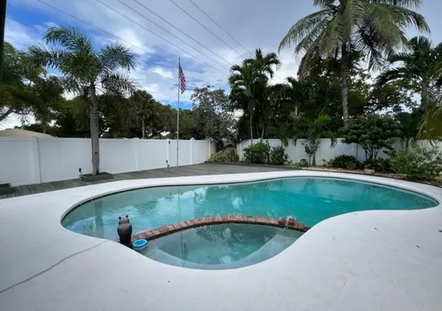 3rd image of 6890 Nw 31St Wy, Fort Lauderdale, FL 33309 | MLS# B26014421