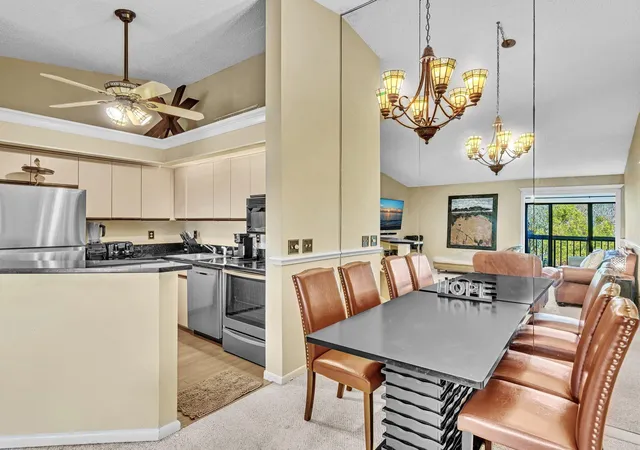 2nd image of 1109 Duncan Cir #202, Palm Beach Gardens, FL 33418 | MLS# B26014557
