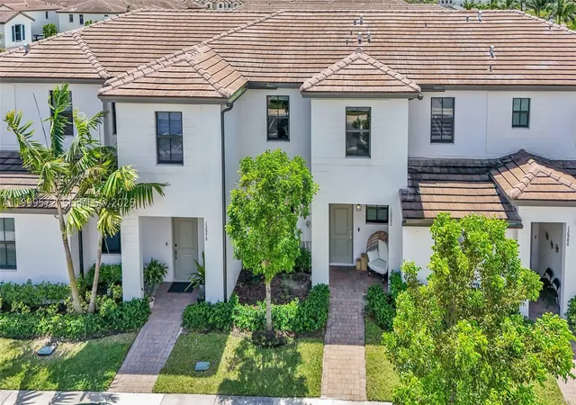 3rd image of 12982 Sw 232Nd Ln, Homestead, FL 33032 | MLS# A11999572