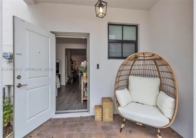 5th image of 12982 Sw 232Nd Ln, Homestead, FL 33032 | MLS# A11999572