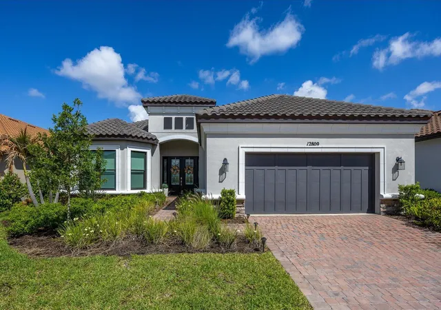 Homes for sale in Port St Lucie, FL | 12809 Sw Barelli Ct, Port St Lucie, FL 34987 | MLS# B26014603