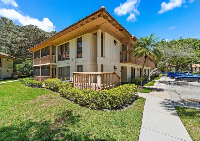1st image of 128 Brackenwood Rd #128, Palm Beach Gardens, FL 33418 | MLS# B26014611